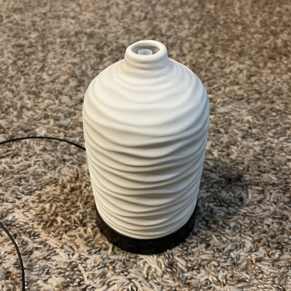 Ceramic Essential Oil Diffuser With Optional Oils